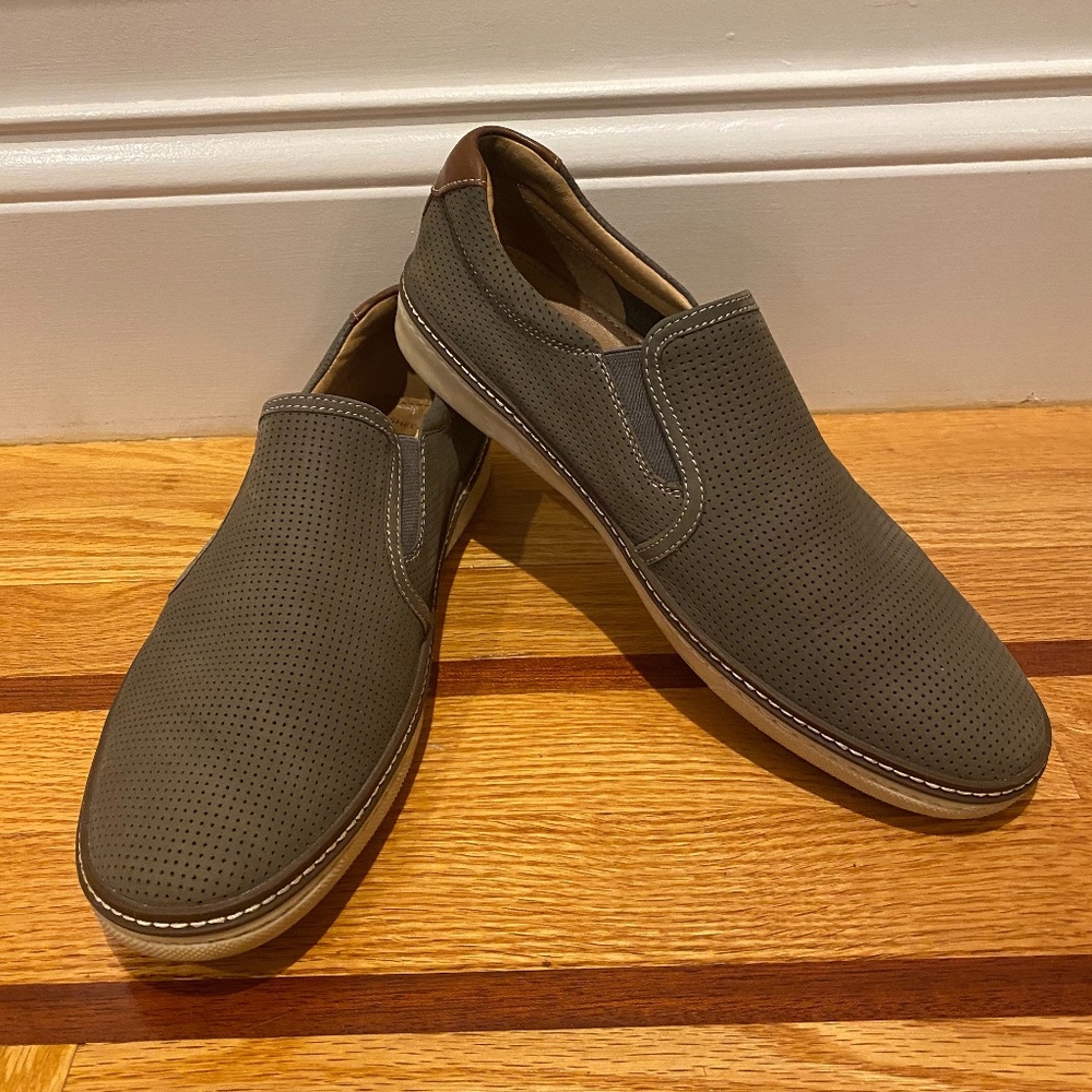 Men’s J&M size 11 loafers